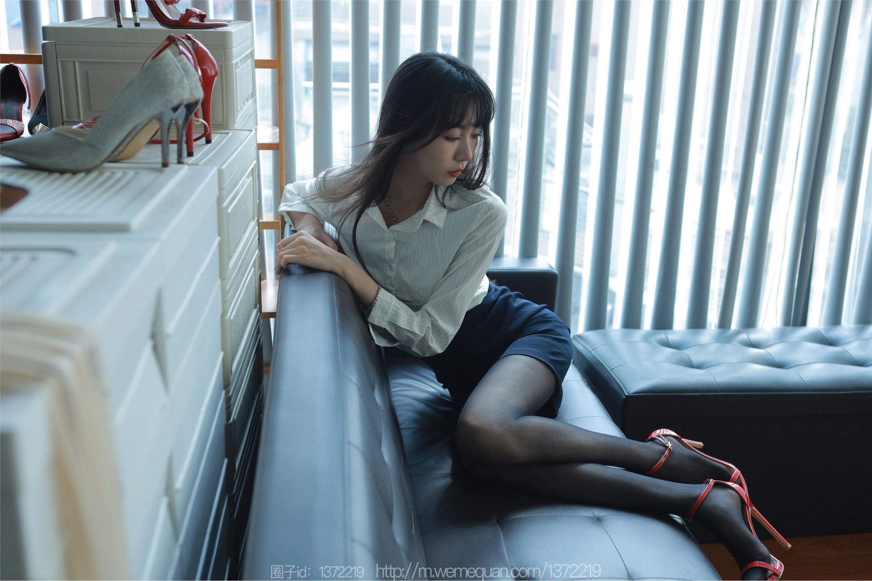 IESS异思趣向  2023.08.06 丝享家 1499 团团《光影交错》